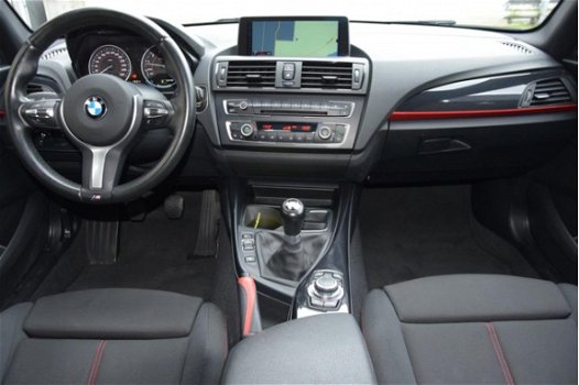 BMW 1-serie - 118i Sport Limited M-Pakket 170 PK [M-PAKKET, GROOT NAVI, SPORTSTOELEN, TELEFOON, BLUE - 1