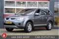 Mitsubishi Outlander - 2.4 Intro Edition 2WD Clima/NAP/Cruise/Trekhaak - 1 - Thumbnail