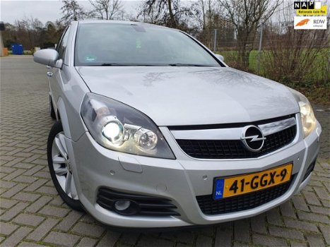 Opel Vectra GTS - 2.2-16V Executive - VOL OPTIES - ZEER NETJES - 1