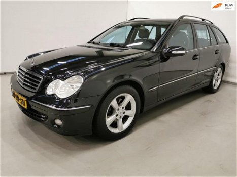 Mercedes-Benz C-klasse Combi - 220 CDI Avantgarde / Automaat / Navigatie / Cruise - 1