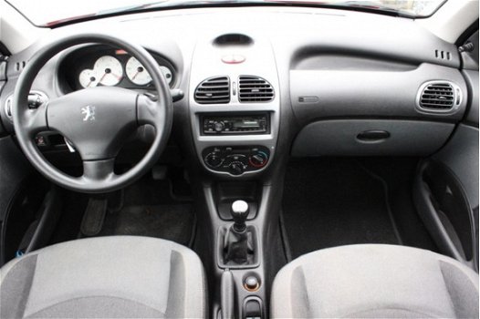 Peugeot 206 - 1.4 Génération | NAP | Elektrische ramen | Rijdt goed - 1