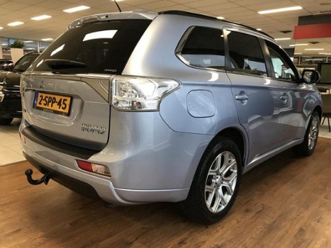 Mitsubishi Outlander - 2.0 PHEV Instyle+ / 1e EIG / ADAP CRUISE / INC BTW - 1