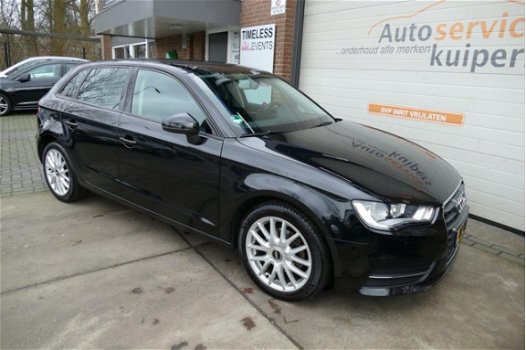 Audi A3 Sportback - 1.6 TDI Ambition - 1