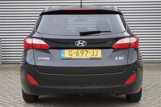 Hyundai i30 Wagon - 1.6 GDI, Airco, Ecc, Led, Pdc, Lmv - 1