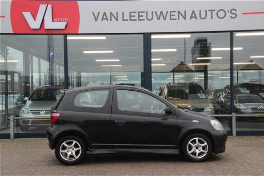 Toyota Yaris - 1.3-16V VVT-i Luna | LMV | Centr. deurvergrendeling | NAP | - 1