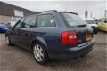 Audi A6 Avant - 2.4 quattro , 4WD, AUTOMAAT, AIRCO, CRUISE, YOUNGTIMER, RIJDT EN SCHAKELT PERFECT , - 1 - Thumbnail