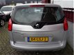 Peugeot 5008 - 1.6 HDiF ST 7p. Navi // Clima // PDC // Pano.dak // - 1 - Thumbnail