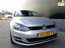 Volkswagen Golf - 1.2 Tsi Cup Edition 18 inch /Clima/Park Assist/Stoelverwarming