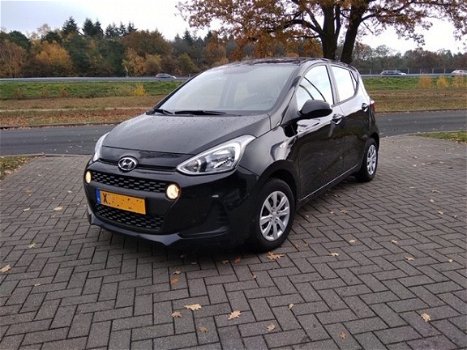 Hyundai i10 - 1.0i Comfort Airconditioning / Cruise Control / Blue Tooth Telefoon - 1