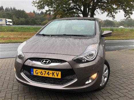 Hyundai ix20 - 1.6i i-Motion | AUTOMAAT | Airco | Regensensor | Parkeersensoren Achter | Mistlampen - 1