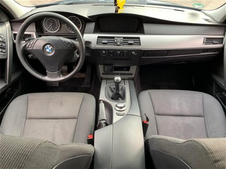BMW 5-serie - 525i Trekhaak Airco NAP APK 1 Jaar - 1