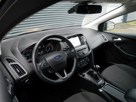 Ford Focus - 1.5 TDCi 120pk Titanium | Stuurverwarming | Goed onderhouden - 1