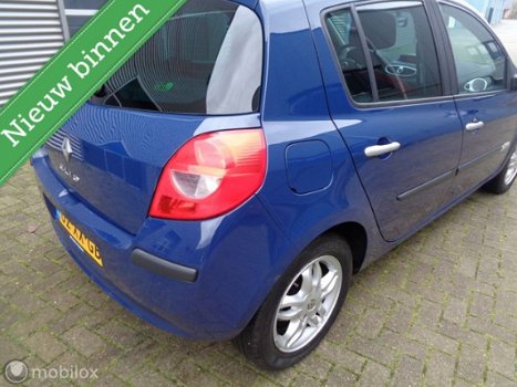 Renault Clio - 1.2 TCE Rip Curl - 1