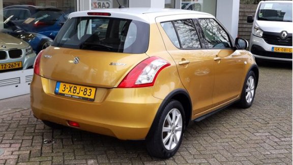 Suzuki Swift - 1.2 DYNAMIC EASSS Stoelverwarming | Airco | Cruise - 1