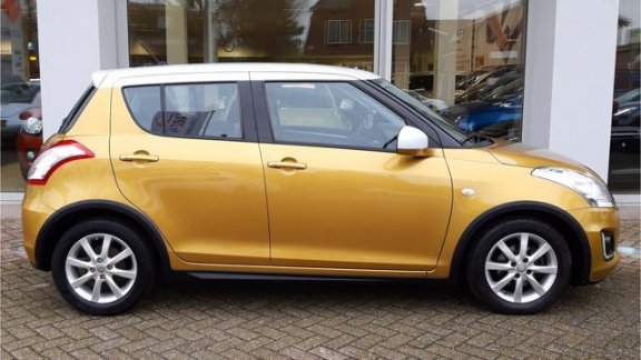 Suzuki Swift - 1.2 DYNAMIC EASSS Stoelverwarming | Airco | Cruise - 1