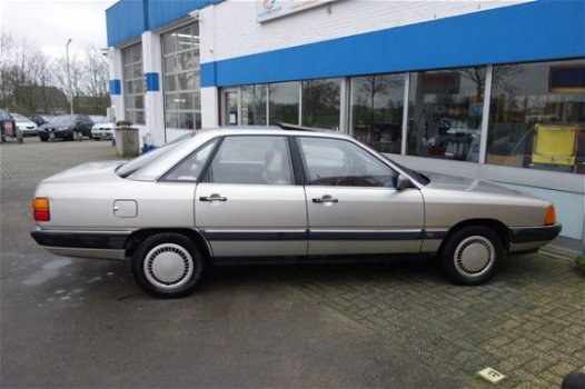 Audi 100 - CD AUT. 5-Cilinder Automaat Kwartaalregeling - 1