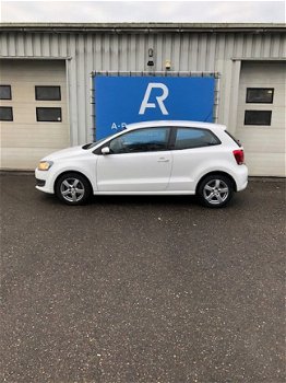 Volkswagen Polo - 1.2-6v 60PK 3D Easyline met Navigatie - 1