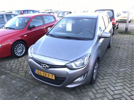 Hyundai i20 - 1.2i i-Motion *RIJKLAAR - 1