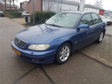 Opel Omega - 2.2i-16V Exec.Ed LANGE APK - AIRCO -AUTOMAAT - 1