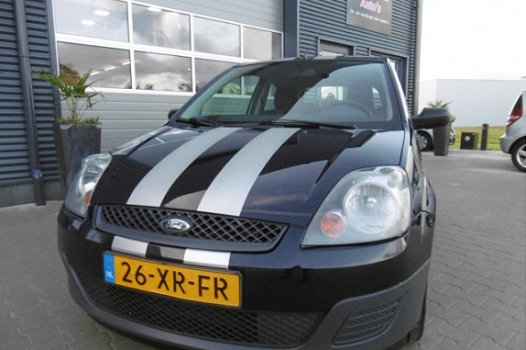 Ford Fiesta - 1.3-8V Champion Sport Airco - 1