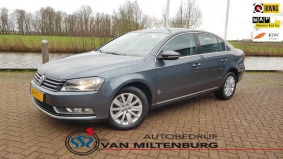 Volkswagen Passat - 1.4 TSI Comfortline BlueMotion - 1