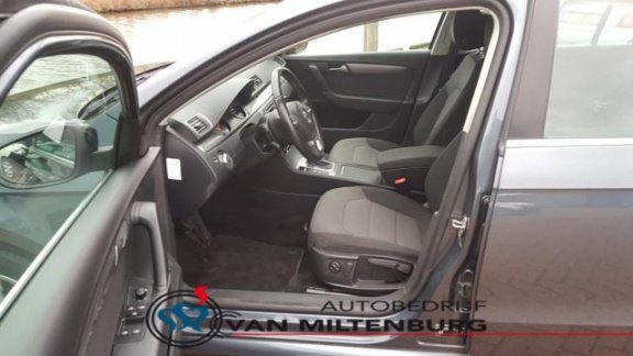 Volkswagen Passat - 1.4 TSI Comfortline BlueMotion - 1