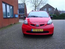 Toyota Aygo - 1.0-12V 5 deurs nederlandse auto