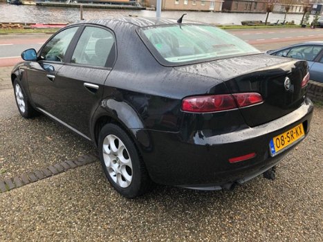 Alfa Romeo 159 - 1.9 JTS Distinctive - 1