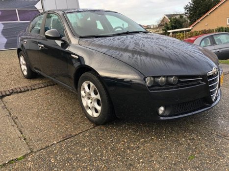 Alfa Romeo 159 - 1.9 JTS Distinctive - 1