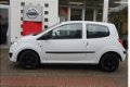 Renault Twingo - 1.2 Authentique STUURBEKRACHTIGING - 1 - Thumbnail