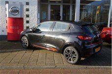 Renault Clio - TCe 90 Expression Pack Introduction / Lichtmetalen velgen / Leder stuurwiel