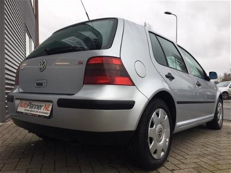 Volkswagen Golf - 1.9 TDI 6-bak 5-DRS Clima Unieke kmstand - 1