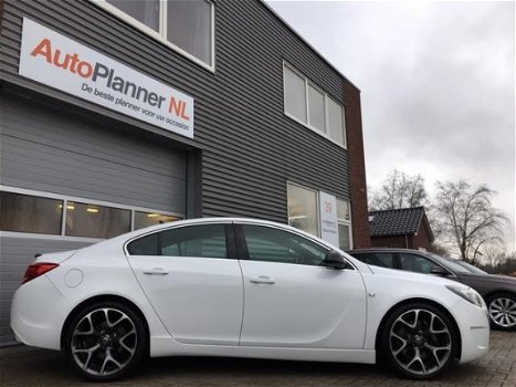 Opel Insignia - 2.8 V6 Turbo OPC 4x4 325 PK Recaro - 1