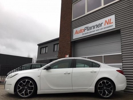 Opel Insignia - 2.8 V6 Turbo OPC 4x4 325 PK Recaro - 1