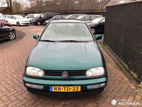 Volkswagen Golf - 1.8 90pk CL - 1