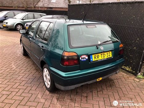 Volkswagen Golf - 1.8 90pk CL - 1