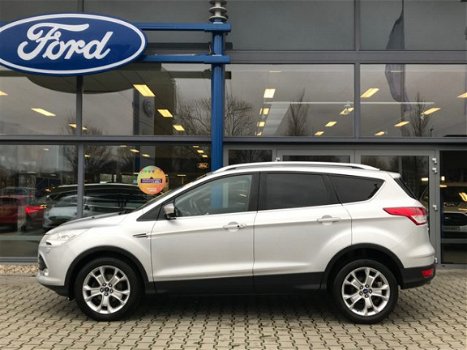 Ford Kuga - 1.6 150PK Titanium | Navigatie | Parkeer Camera | Parkeersensoren voor+achter | Bluetoot - 1