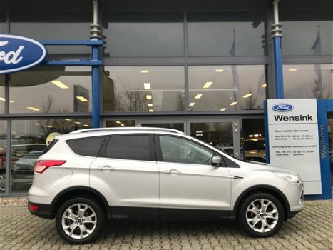 Ford Kuga - 1.6 150PK Titanium | Navigatie | Parkeer Camera | Parkeersensoren voor+achter | Bluetoot - 1