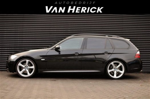 BMW 3-serie Touring - 330i High Executive M-Pakket / Xenon / Uniek - 1