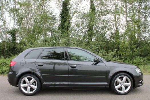 Audi A3 Sportback - 1.2 TFSI AMBITION ADVANCE S-LINE - 1