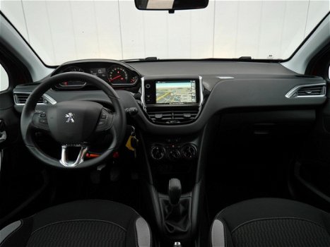 Peugeot 208 - Style 1.2 VTI 82PK 5drs NAV | CRUISE | Extra getint - 1