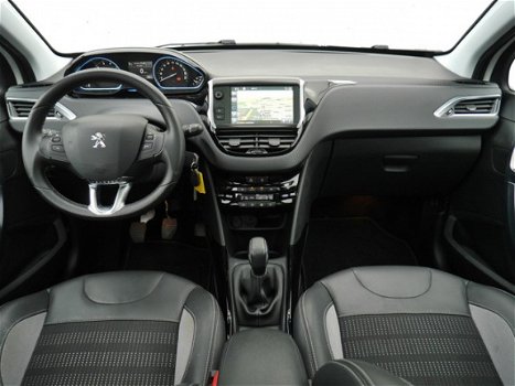 Peugeot 2008 - Allure 1.2 110 pk | NAVI | CLIMA | PANORAMADAK - 1
