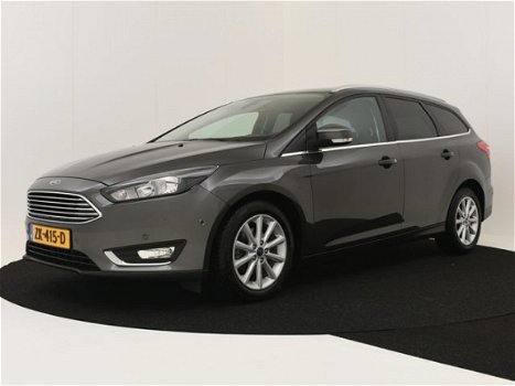 Ford Focus Wagon - 1.0 125 pk Titanium | Navigatie | Climate Control | Winterpakket - 1