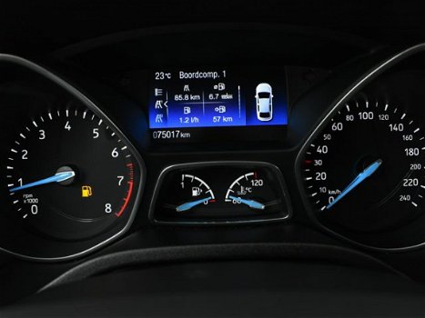 Ford Focus Wagon - 1.0 125 pk Titanium | Navigatie | Climate Control | Winterpakket - 1