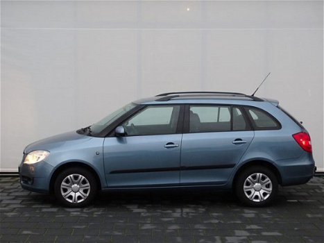 Skoda Fabia Combi - 1.4 16V 63KW Trekhaak Airco Cruise - 1