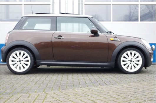 Mini Mini Cooper - 1.6 123PK MAYFAIR AUTOMAAT | LEDER | CLIMA | PANO. DAK | BLUETOOTH | 17