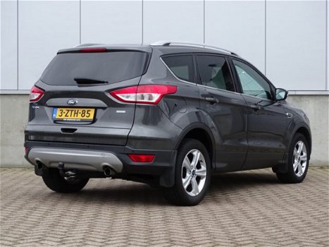 Ford Kuga - 1.5 150pk | Trekhaak | Navigatie | Stoelverwarming | Voorruitverwarming | Cruise control - 1