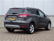 Ford Kuga - 1.5 150pk | Trekhaak | Navigatie | Stoelverwarming | Voorruitverwarming | Cruise control