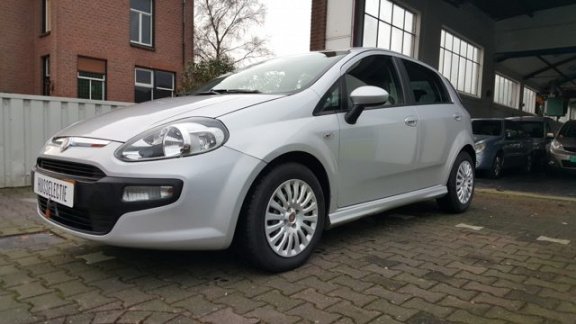 Fiat Punto Evo - 1.3 M-Jet Dynamic Nap APK Dealeronderhouden Euro5 - 1