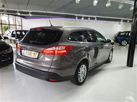 Ford Focus Wagon - 1.6 TDCI ECOnetic Titanium 1E EIGENAAR LEDER KEYLESS PARK ASSIST BLUETOOTH NAVI N - 1